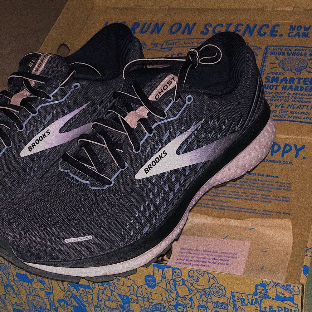 Brooks Ghost 13 ! Size 7.5 B